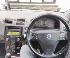 Volvo S40 2.0 DIESEL 2005 - Image 4/7