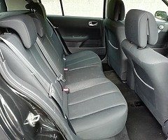 I'm a decent and cheerful Renault Megane looking for a new good owner to hop in and ride me. - Image 5/10
