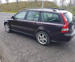 Volvo v40 2007