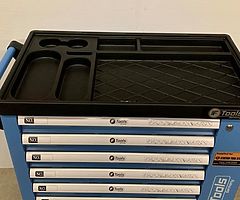 New German 7 Drawer Tool Box complete with Tools - Image 9/10