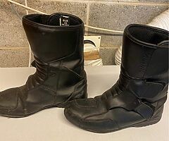 Men’s motorbike boots. Size 9. Good condition. £25 - Image 5/5