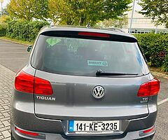 VW Tiguan - Image 3/5