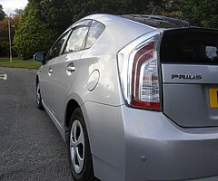 2014 Toyota Prius - Image 3/10