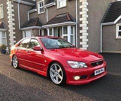 RED TTE KITTED IS200 WANTED - Image 3/4