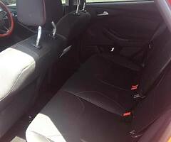 Ford Focus zetec a red edition - Image 9/10