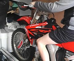 Honda Crf250 08 - Image 4/5