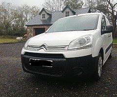 Citroen Berlingo,Panel Van,2015,Manual,1560(cc)