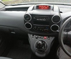 Citroen Berlingo,Panel Van,2015,Manual,1560(cc) - Image 4/10