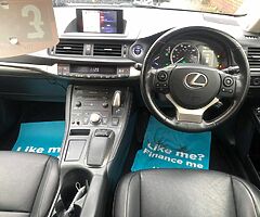 2017 Lexus CT - Image 7/10