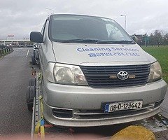Toyota HiAce - Image 3/4