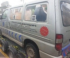 Toyota HiAce - Image 4/4