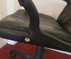 Desk chair - FREE