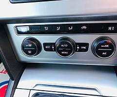 VW Passat - Image 7/10