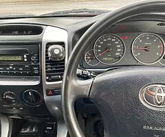 2005 Toyota Landcruiser Low Miles Mint comdition !!!!! - Image 6/10