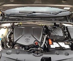 TOYOTA AVENSIS - Image 7/10