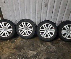 VW passat alloys wheels. - Image 4/6