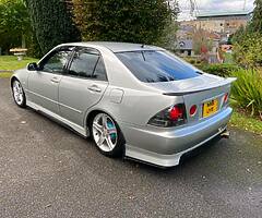 Toyota altezza Yamaha beams