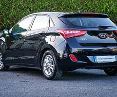Hyundai i30 - Image 9/10