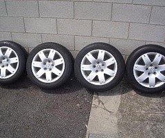 LOOKING B5.5 Passat bits