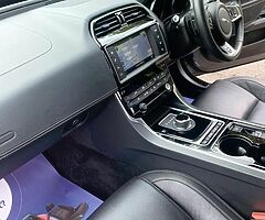 2017 Jaguar XE 20d R-Sport 180 Auto - Image 5/10