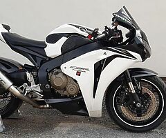HONDA CBR-1000 RR8 FIREBLADE - Image 6/10