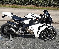 HONDA CBR-1000 RR8 FIREBLADE - Image 10/10