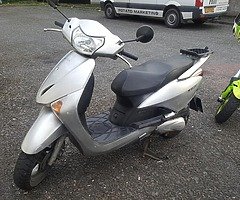 2009 Honda lead 100cc