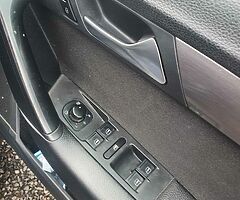 2012 Volkswagen Passat - Image 7/10