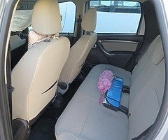 Superb Renault Duster 2018 - Image 9/10