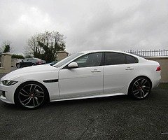 2017 Jaguar XE - Image 10/10