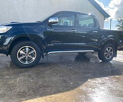 2015 Toyota Hilux - Image 3/6