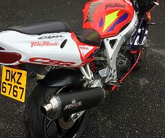 2000 Honda CBR - Image 3/6