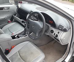 Mercedes c class 2.0 auto 2001 - Image 6/7