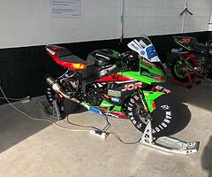 Zx6r race bike - Image 5/5