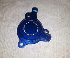 Yamaha apico oil filtre housing yz450f
