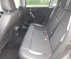 2015 Peugeot 2008 - Image 4/10