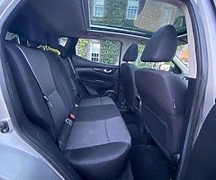 Nissan Qashqai - Image 7/10