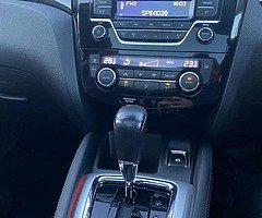 Nissan Qashqai - Image 10/10