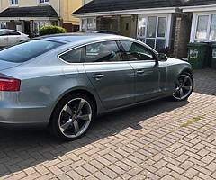 Audi A5 Sportback 2.0TDI 2010 manual - Image 4/7