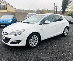 2011 Opel Astra Finance this car from €30 P/W with a €1390 deposit - Image 4/10