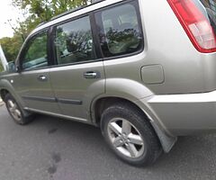 Nissan X-Trail