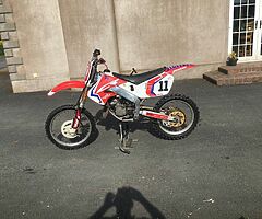 1999 Honda CR - Image 3/4