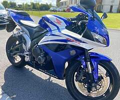 2007 Honda CBR - Image 3/3