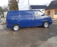 Volswagen transporter 2.4 diesel - Image 4/8