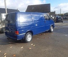 Volswagen transporter 2.4 diesel - Image 5/8
