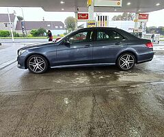 2015 Mercedes-Benz  E - class - Image 4/10