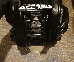 Acerbis skid plate (19 onwards husky/ktm fourstrokes)