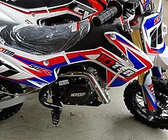 Cw 50 and 10ten 50 cc top of the range kids dirt bikes . Where 999 now 699 with full 1 year warranty