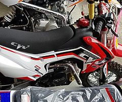 Cw 50 and 10ten 50 cc top of the range kids dirt bikes . Where 999 now 699 with full 1 year warranty