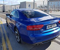 Audi a5 coupe quattro